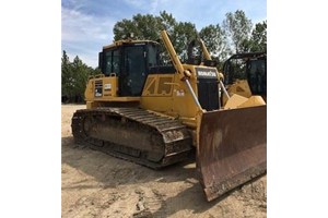 2017 Komatsu D65PX-18  Dozer